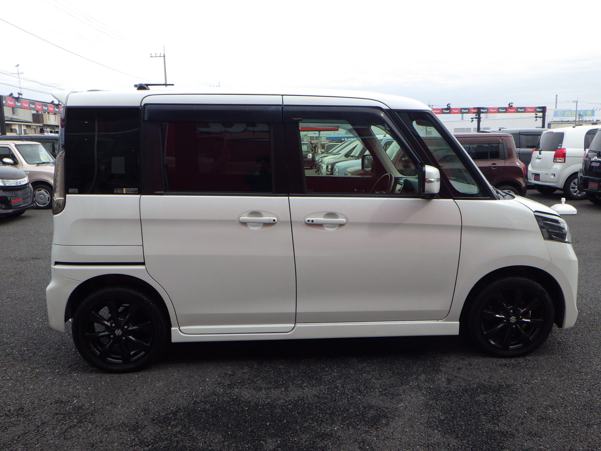 スズキ スペーシアカスタムの画像4