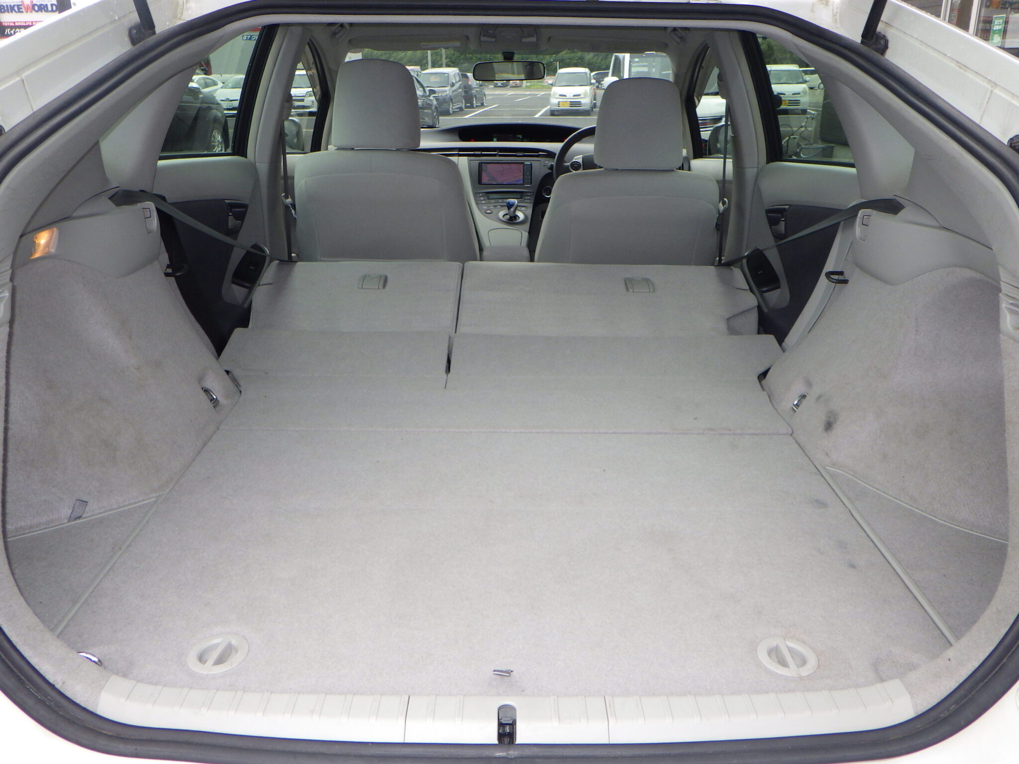 トヨタ プリウスの画像11