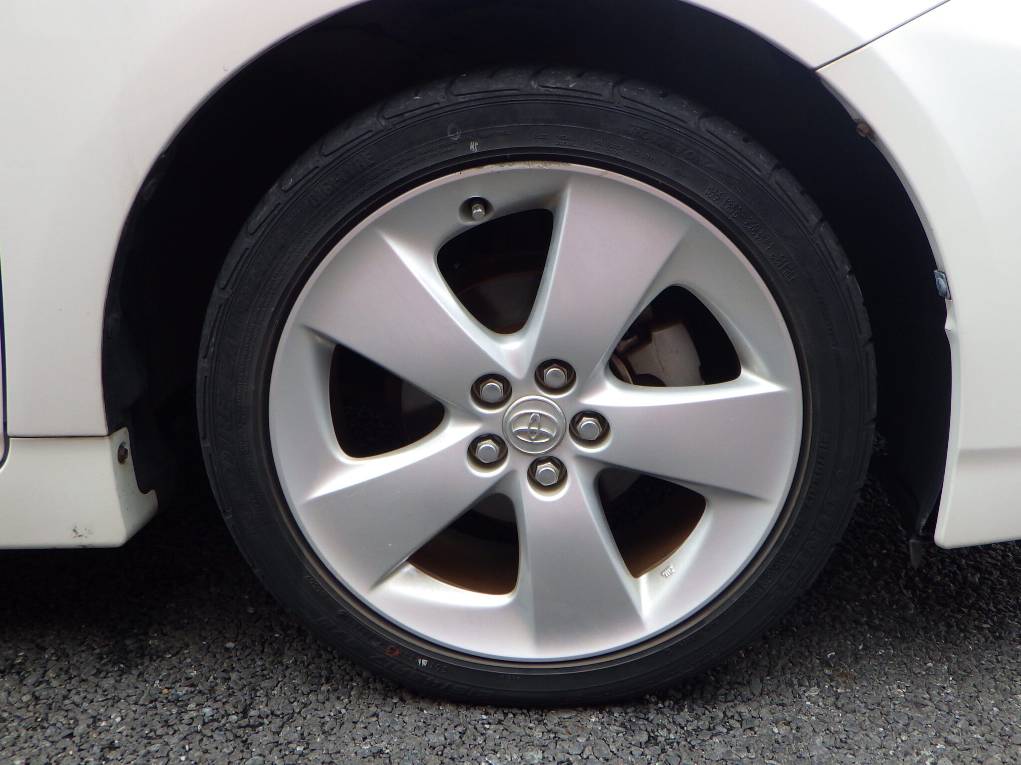 トヨタ プリウスの画像19