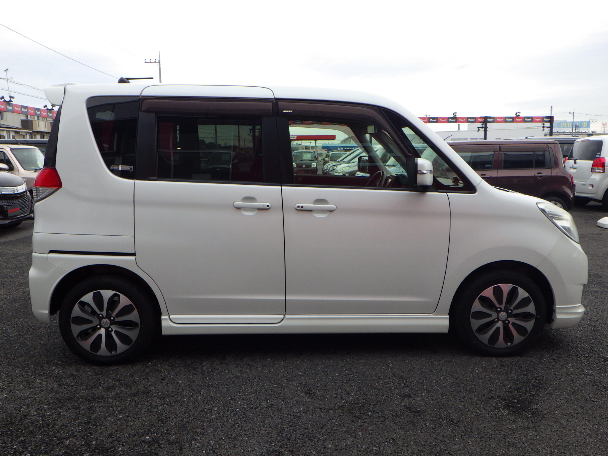 スズキ ソリオの画像4