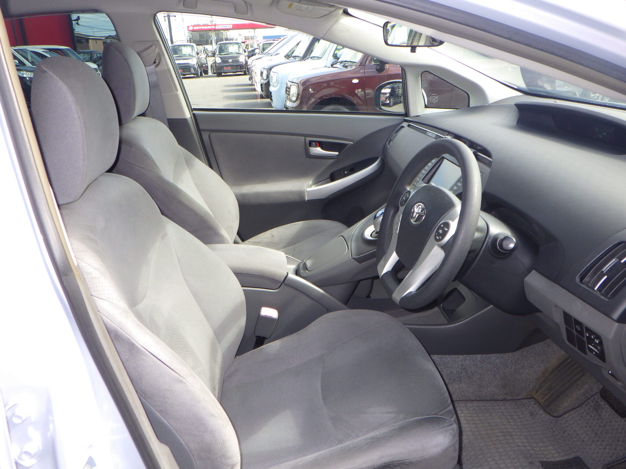 トヨタ プリウスの画像9