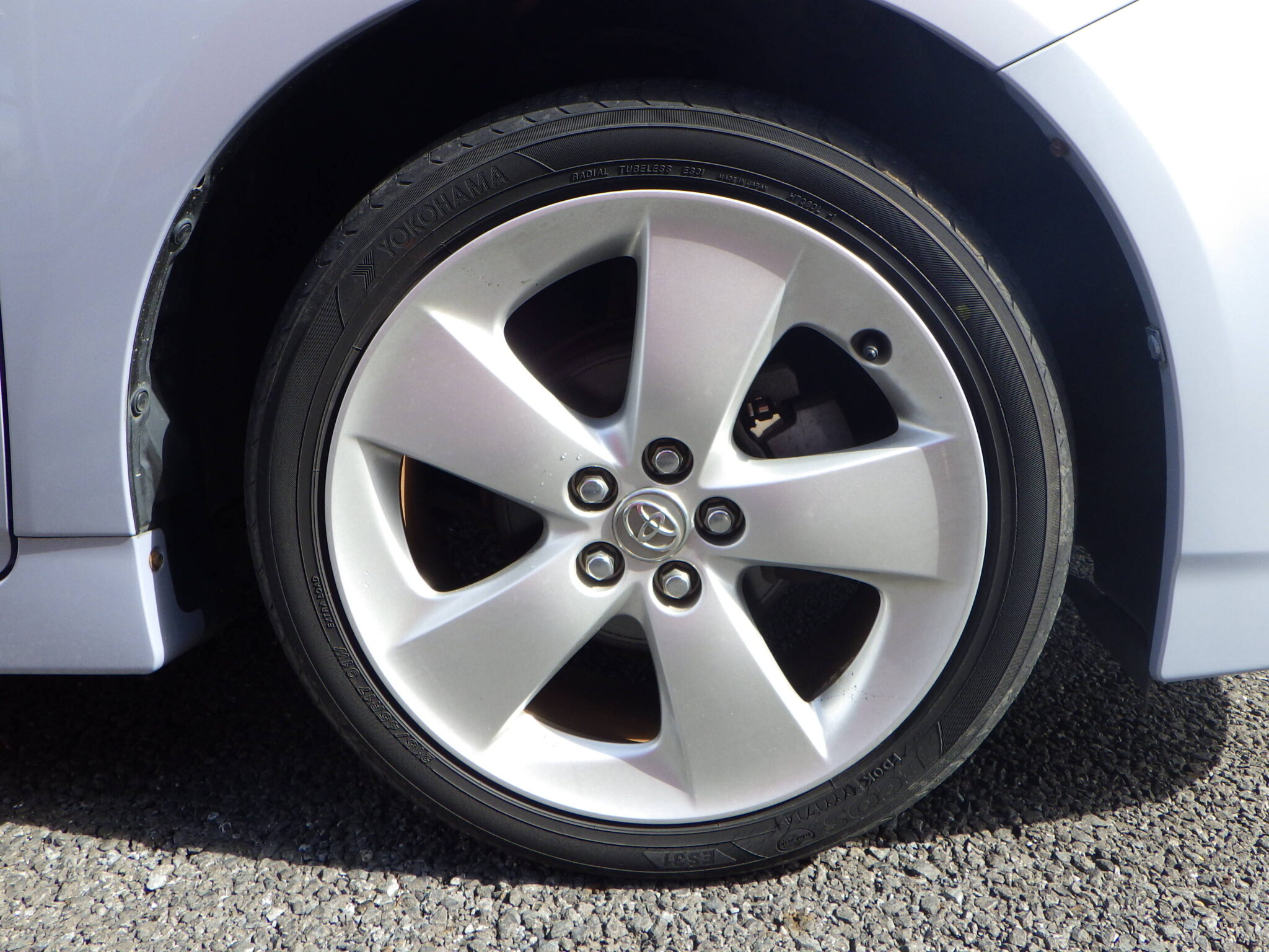 トヨタ プリウスの画像19