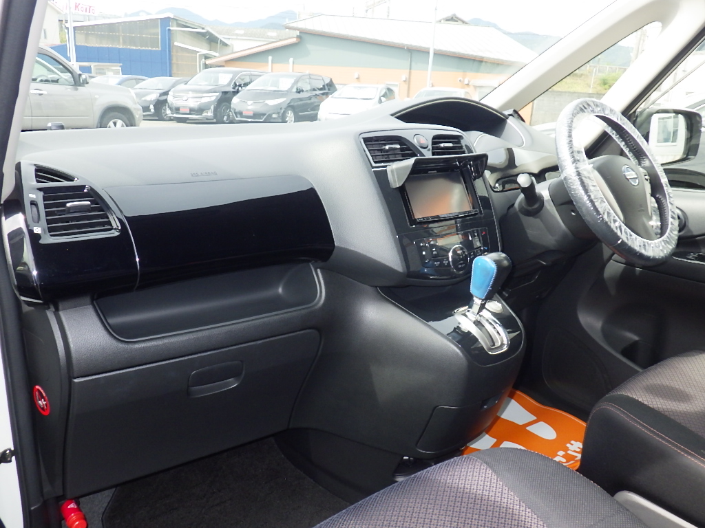 日産 セレナの画像5