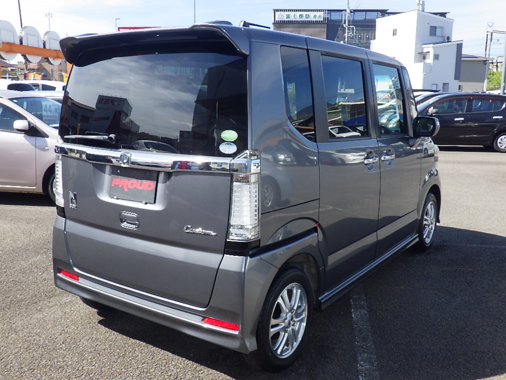 ホンダ N-BOXカスタムの画像18