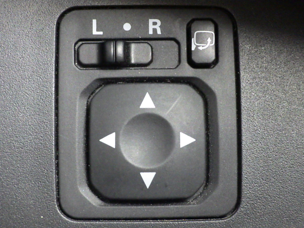 三菱 eKスペースの画像14