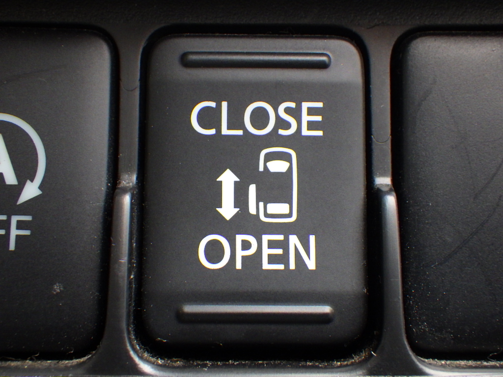 三菱 eKスペースの画像12