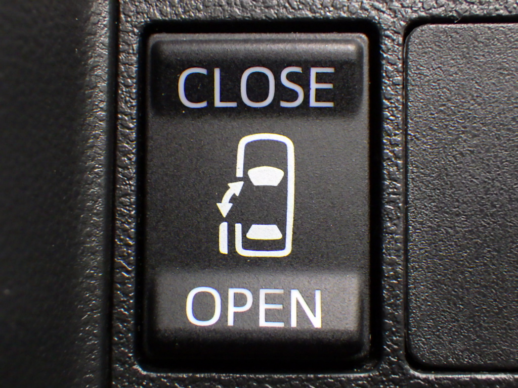 ダイハツ タントカスタムの画像12