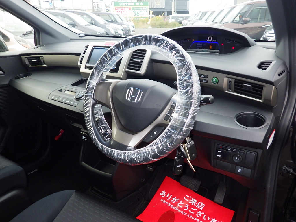 ホンダ フリードスパイクハイブリッド　の画像2