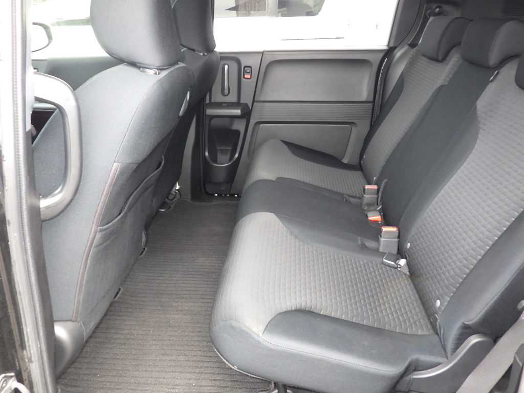 ホンダ フリードスパイクハイブリッド　の画像7