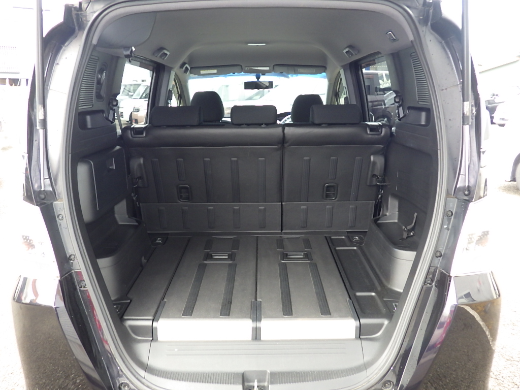 ホンダ フリードスパイクハイブリッド　の画像8