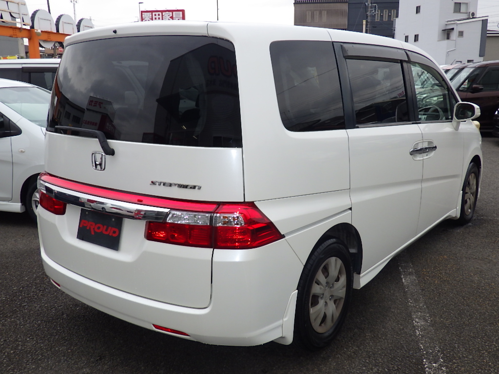 ホンダ ステップワゴンの画像18