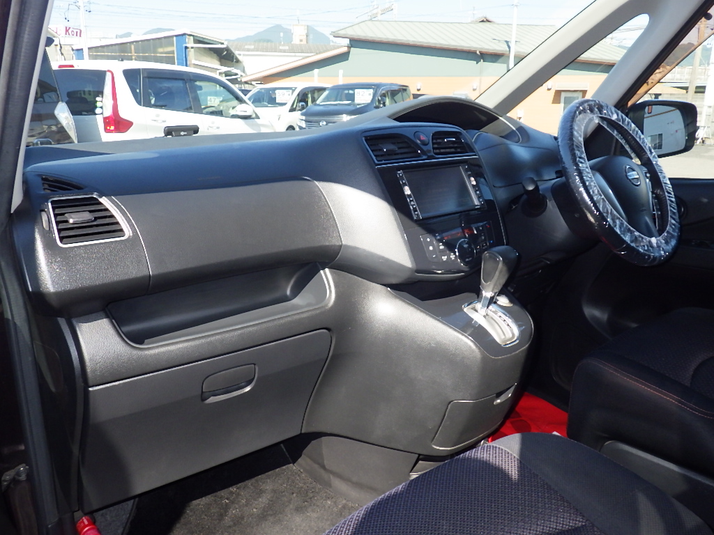 日産 セレナの画像5