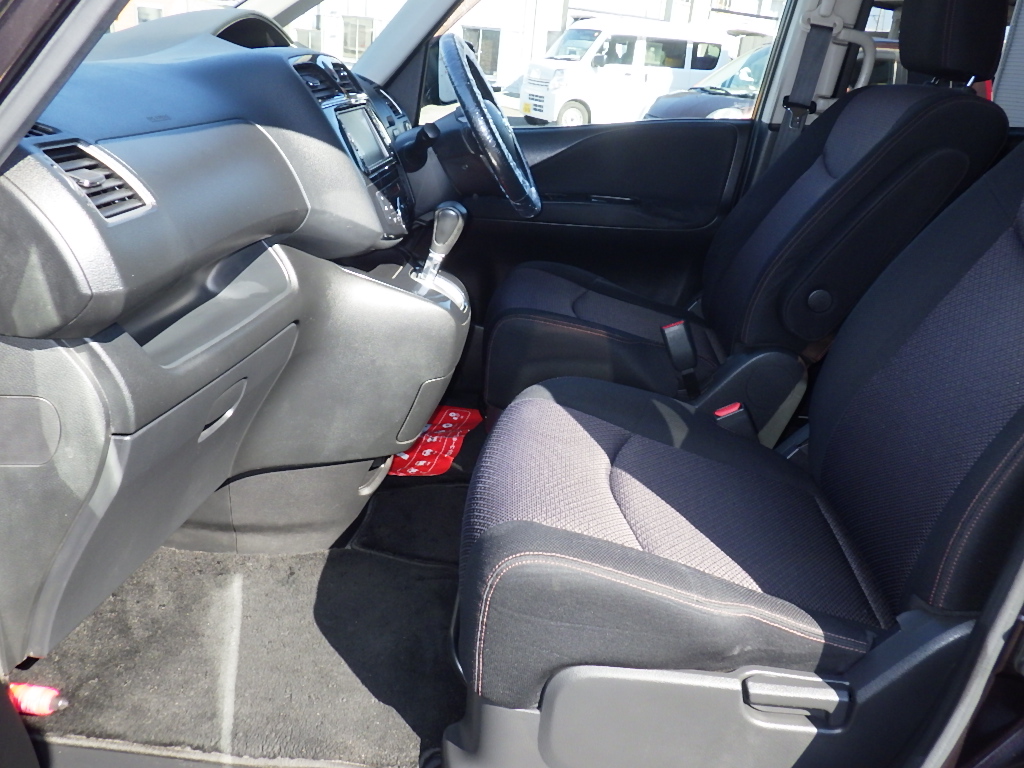 日産 セレナの画像6