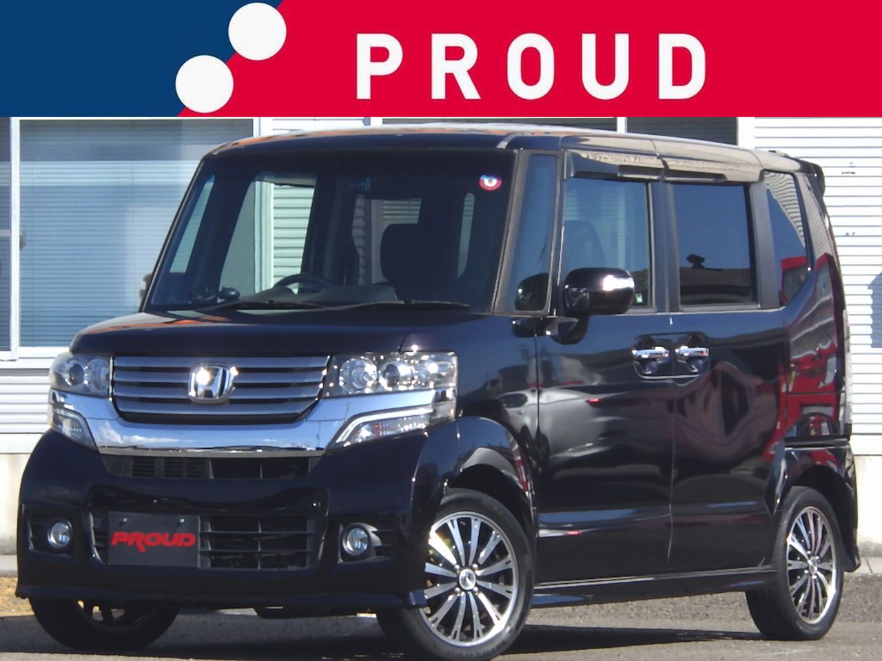 ホンダ N-BOXカスタムの画像1