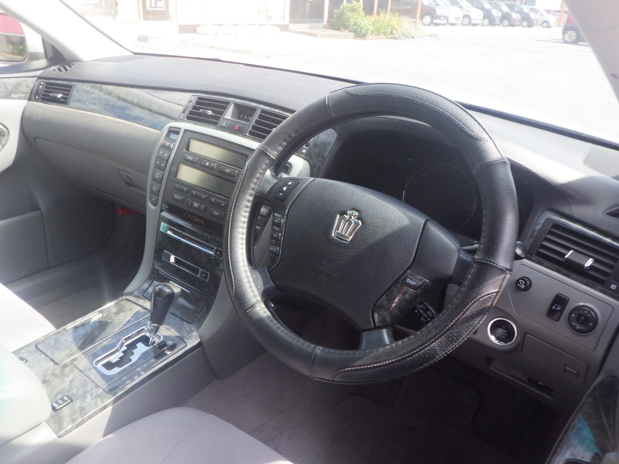 トヨタ クラウンの画像16