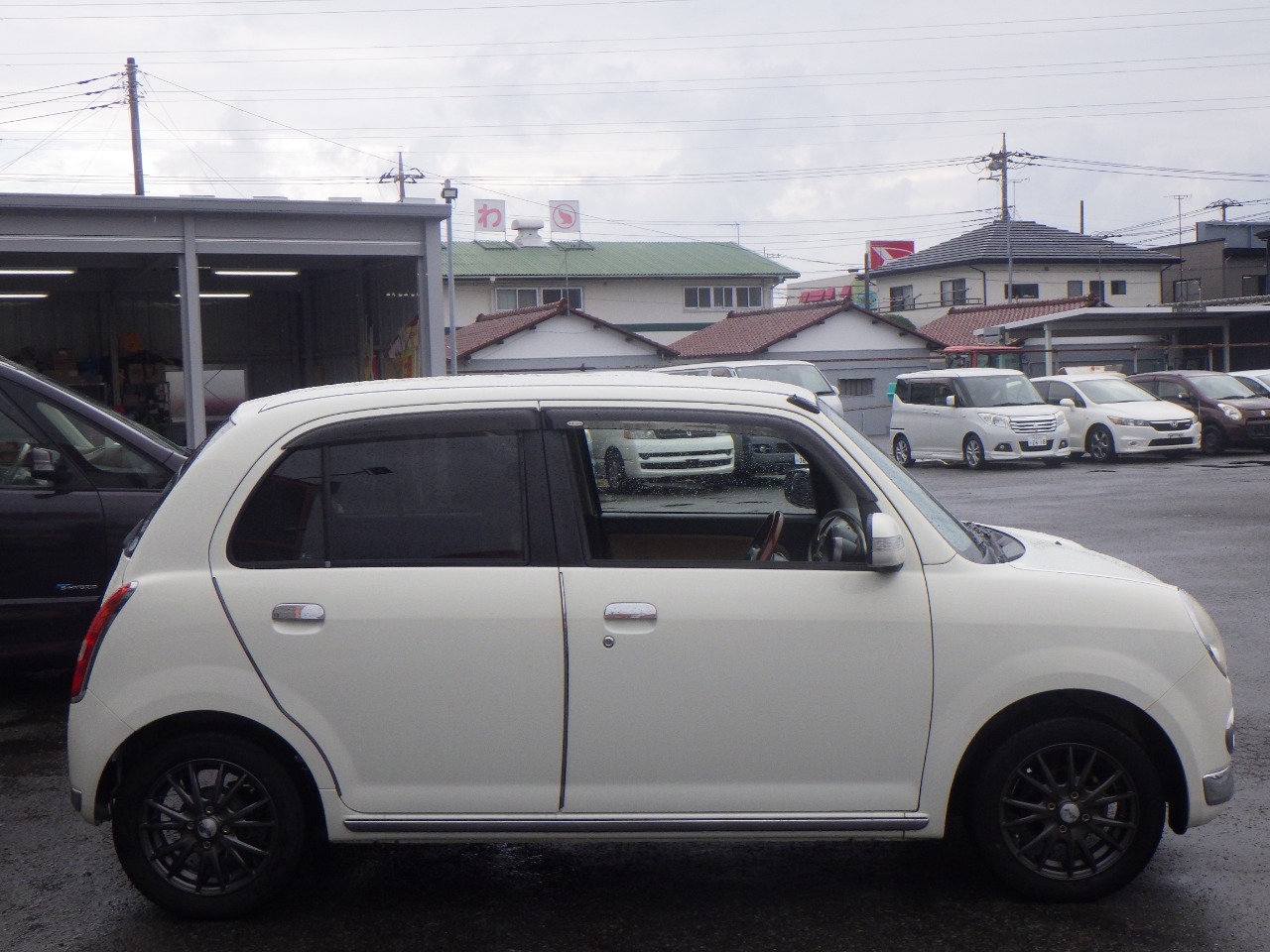 ダイハツ ミラジーノの画像4