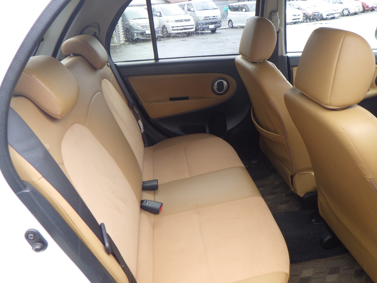 ダイハツ ミラジーノの画像15