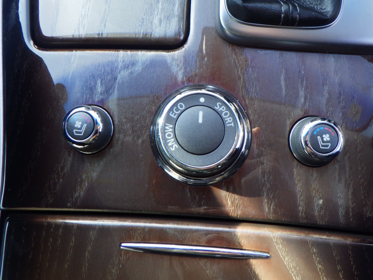 日産 フーガの画像14