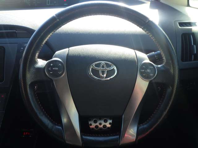トヨタ プリウスの画像13