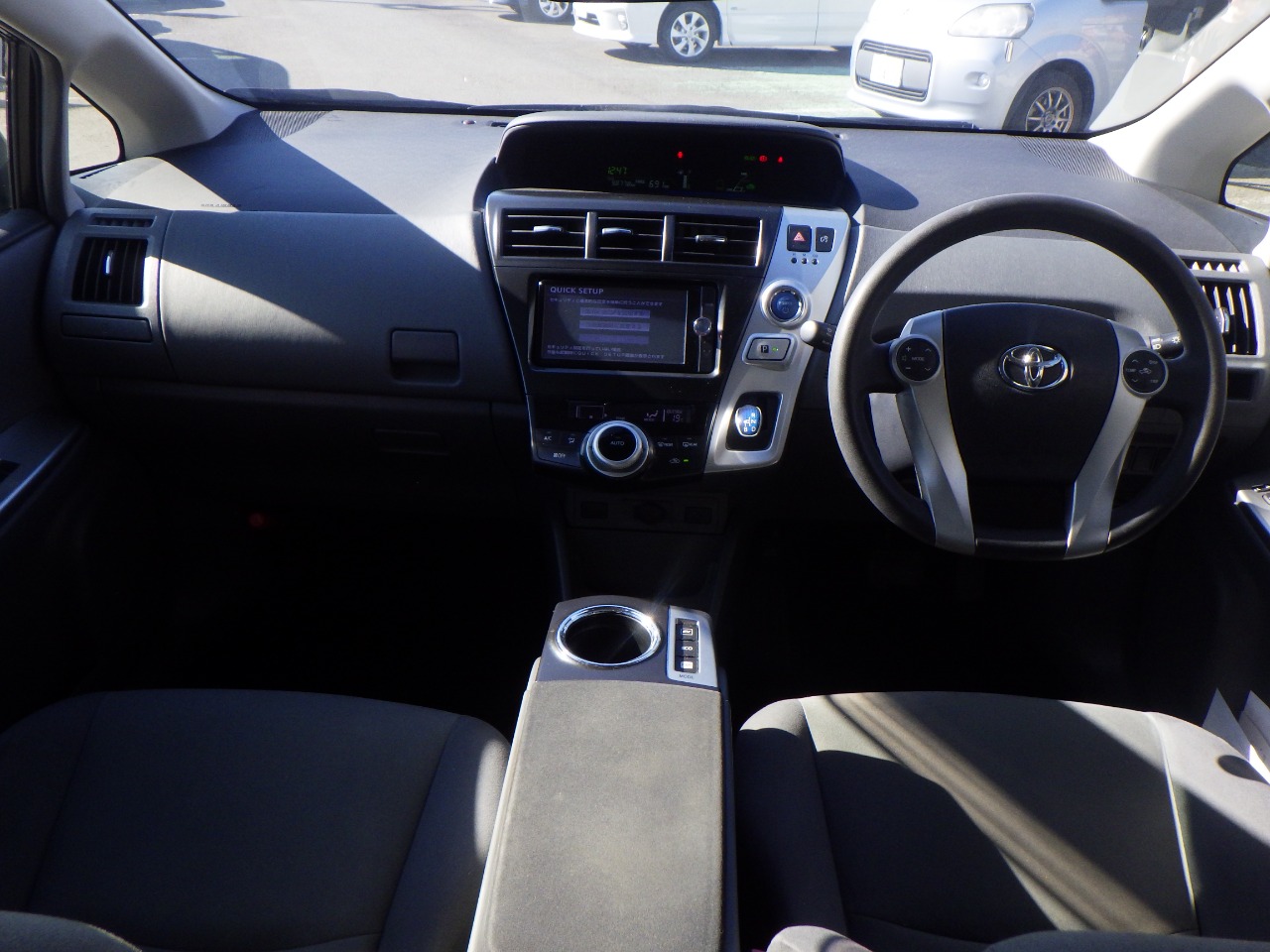 トヨタ プリウスαの画像16