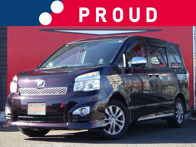 トヨタ ヴォクシーの画像1