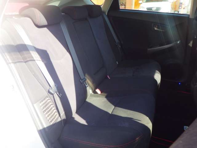 トヨタ プリウスの画像18