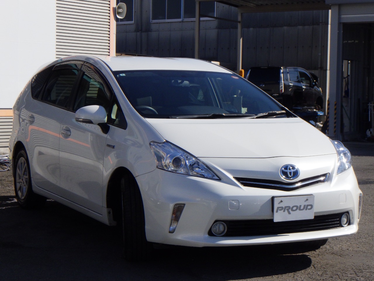 トヨタ プリウスαの画像3