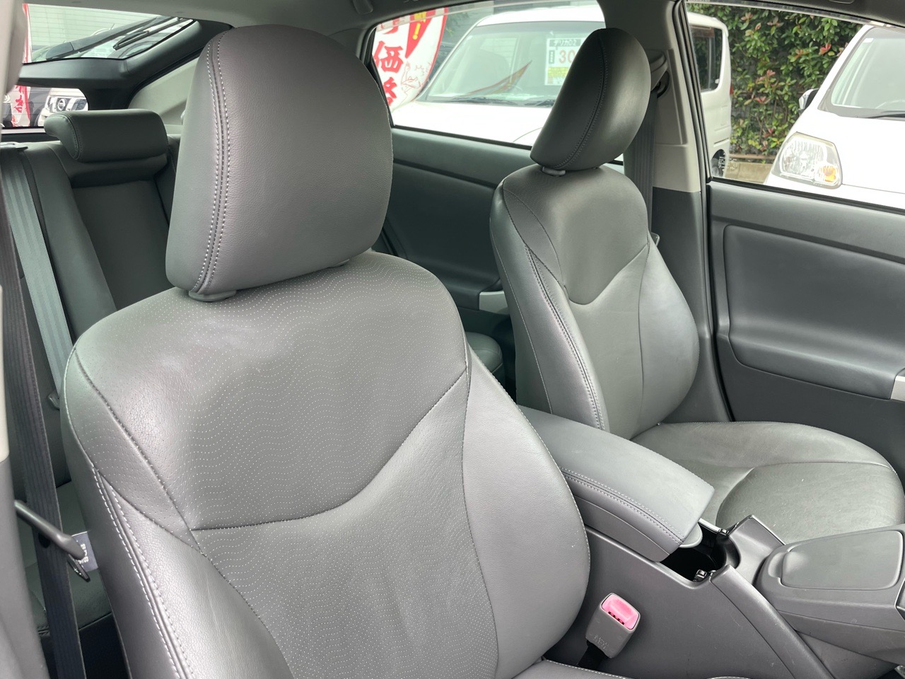 トヨタ プリウスの画像16