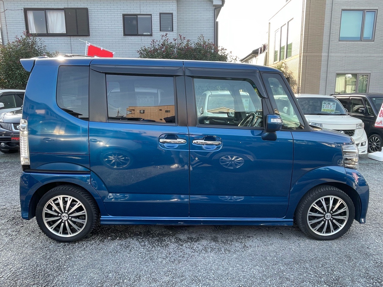 ホンダ N-BOXカスタムの画像13