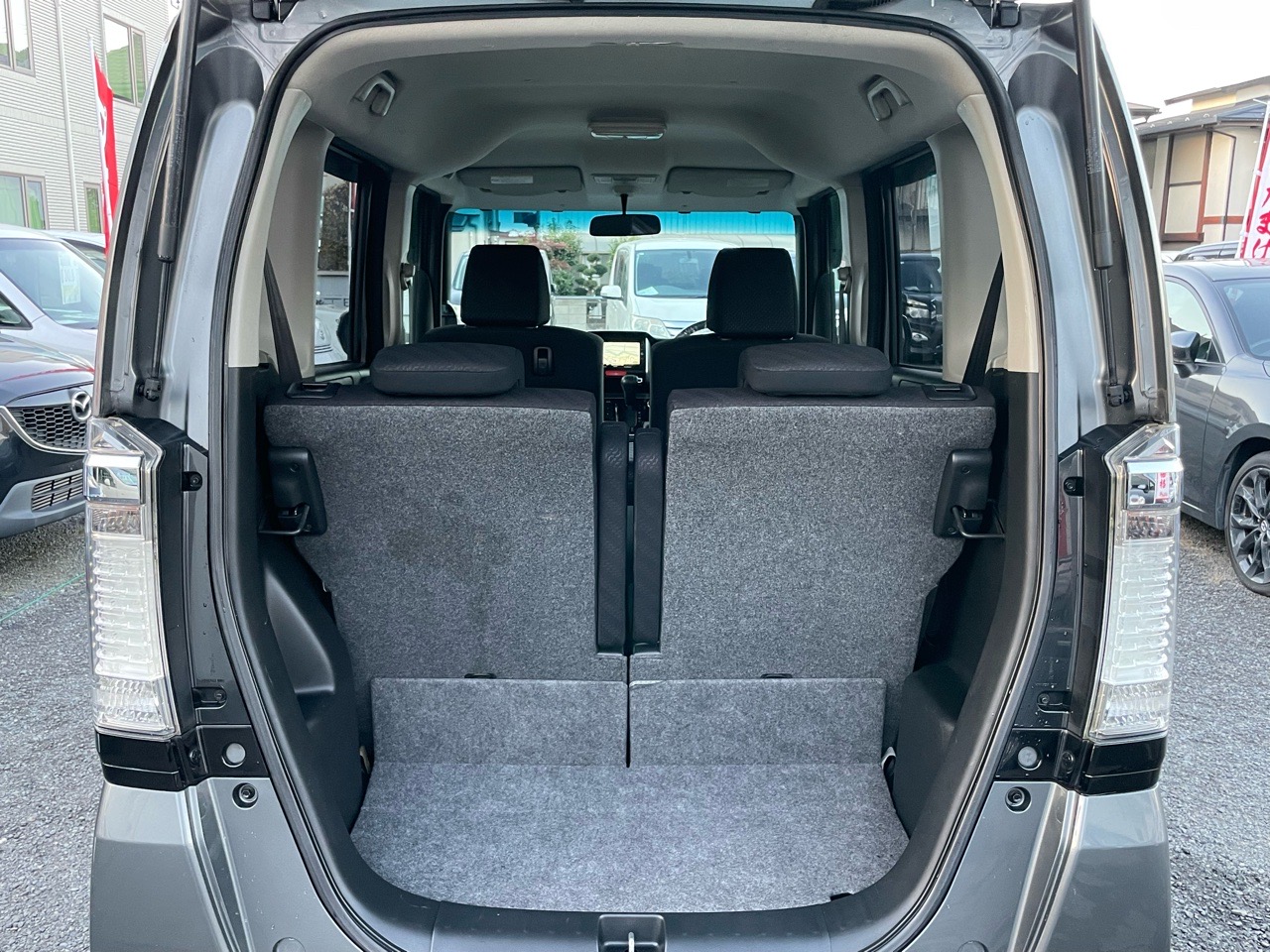 ホンダ N-BOXカスタムの画像15