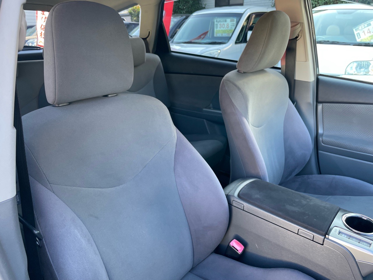 トヨタ プリウスαの画像14