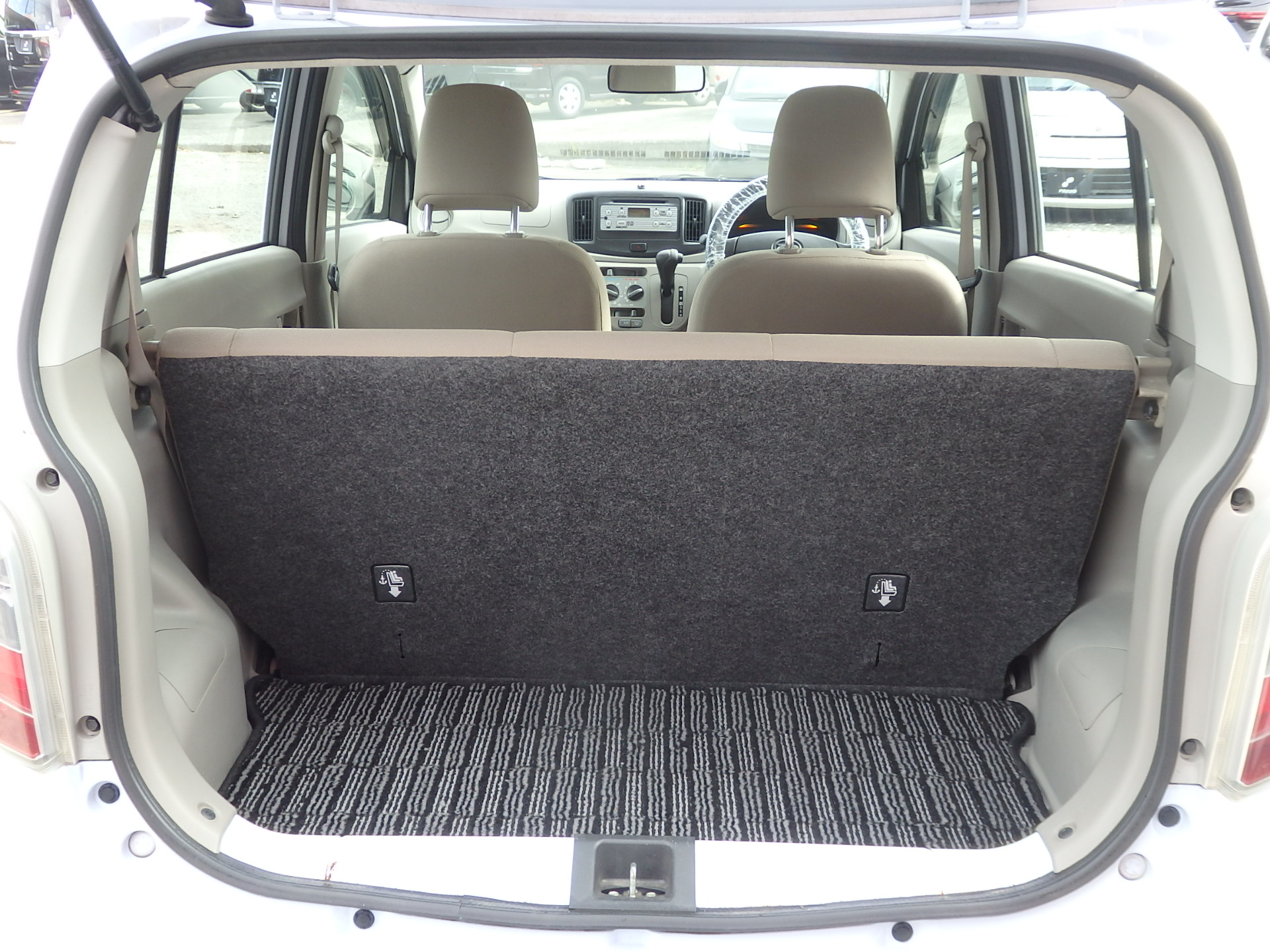 ダイハツ ミライースの画像11