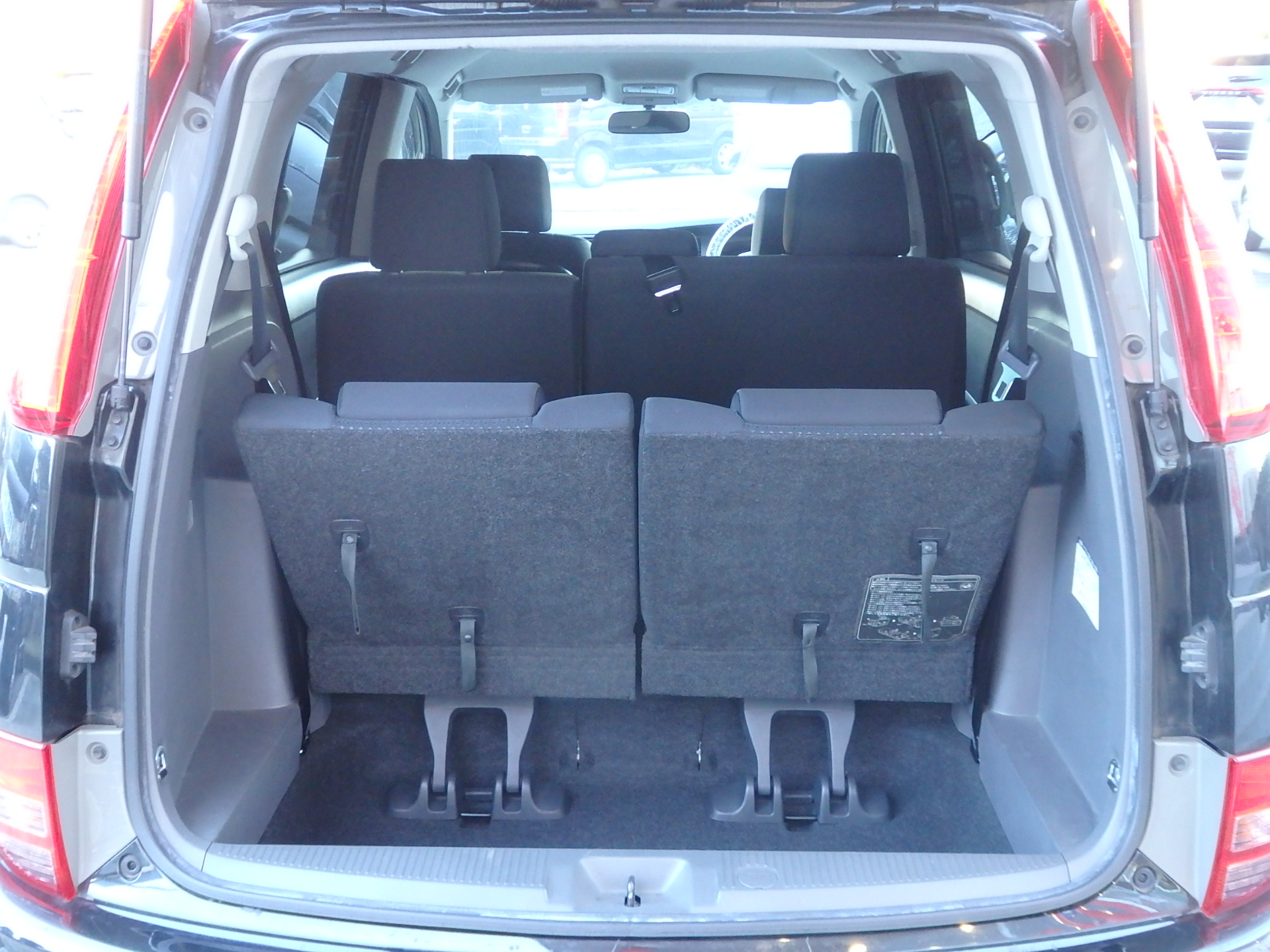 トヨタ アイシスの画像12