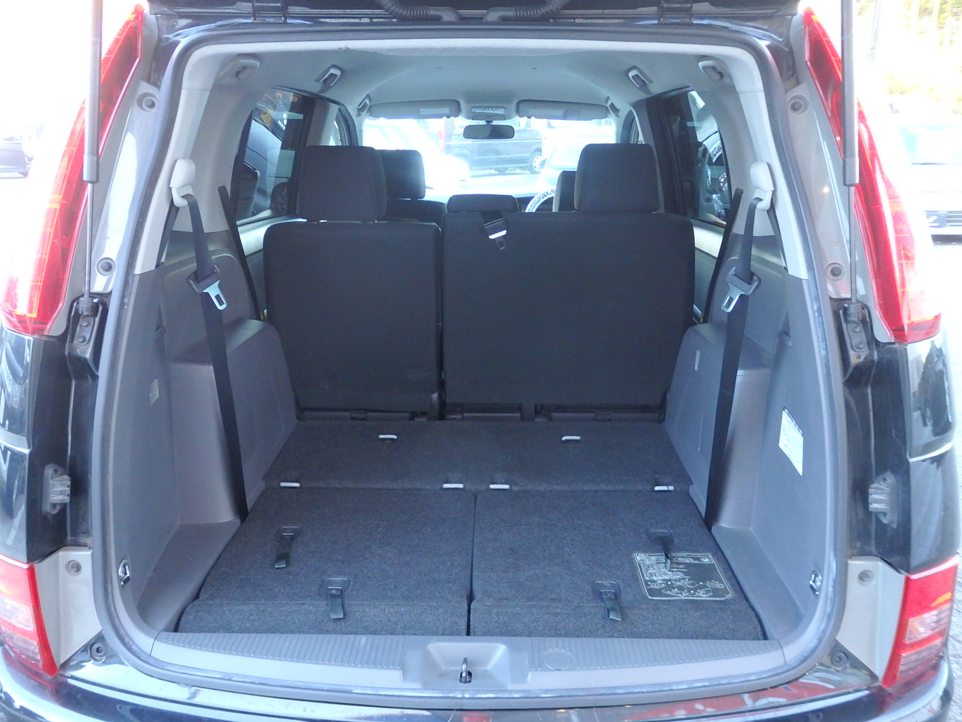 トヨタ アイシスの画像13