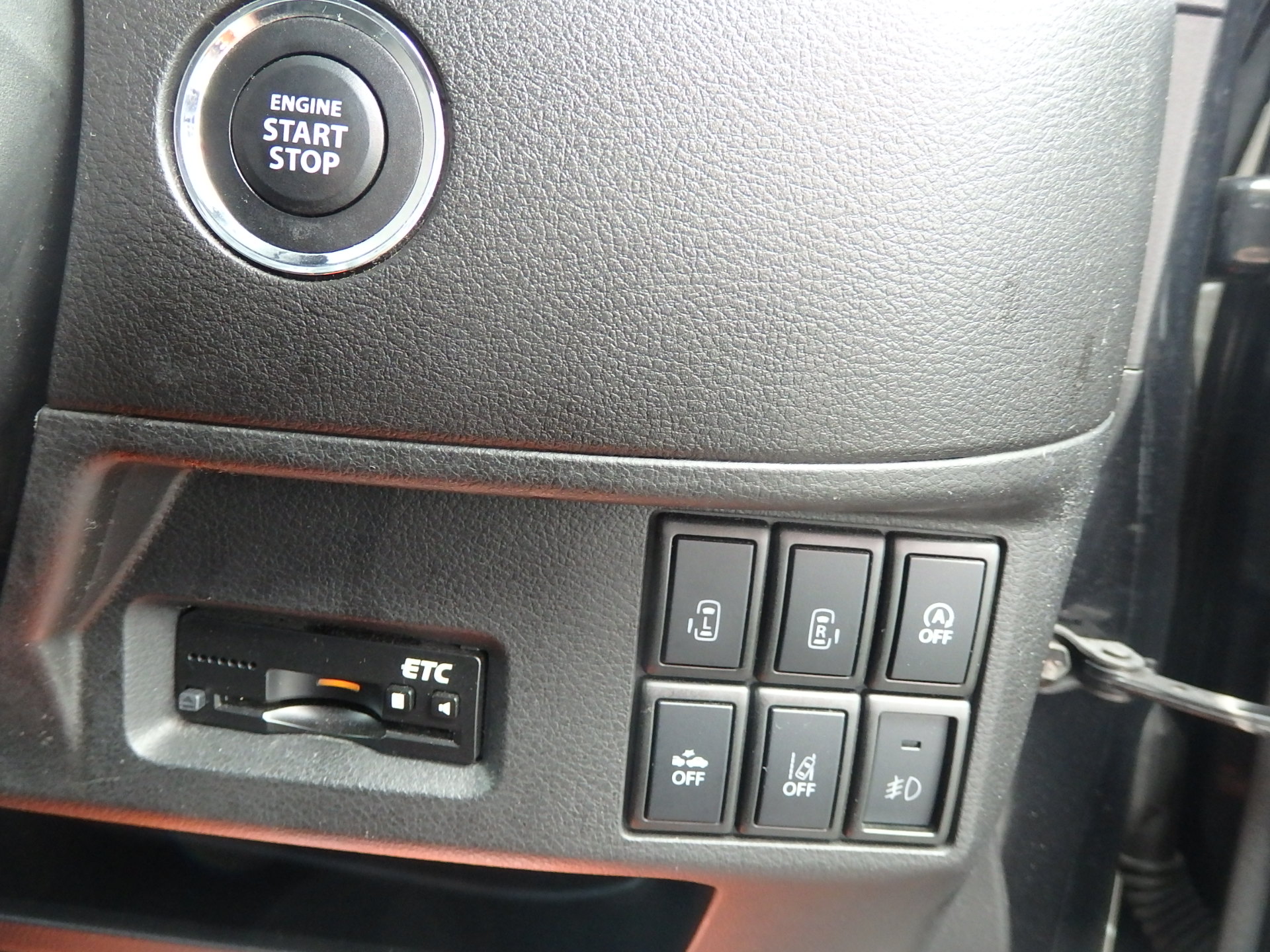 スズキ スペーシアカスタムの画像12