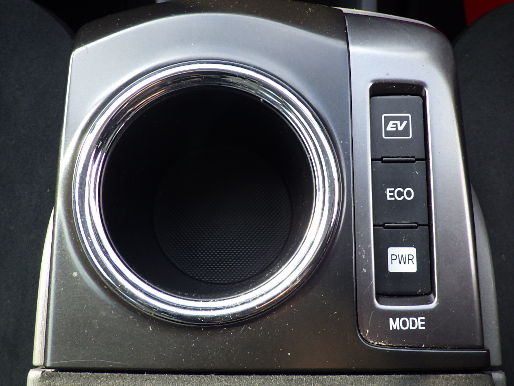 トヨタ プリウスαの画像14