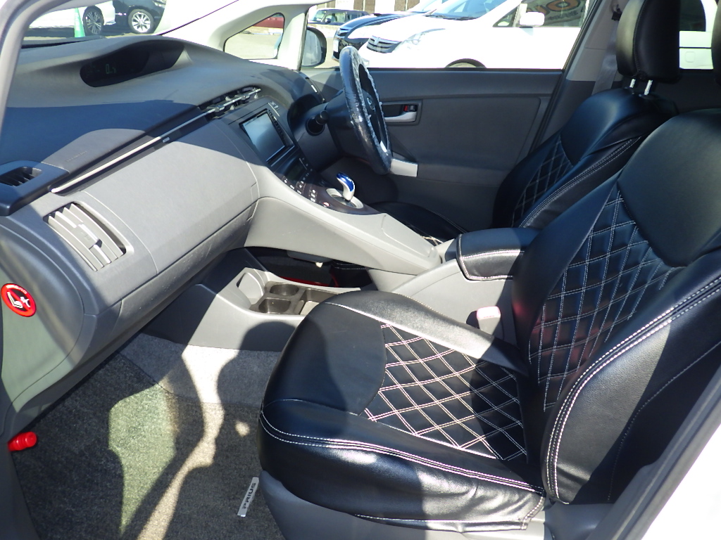 トヨタ プリウスの画像6