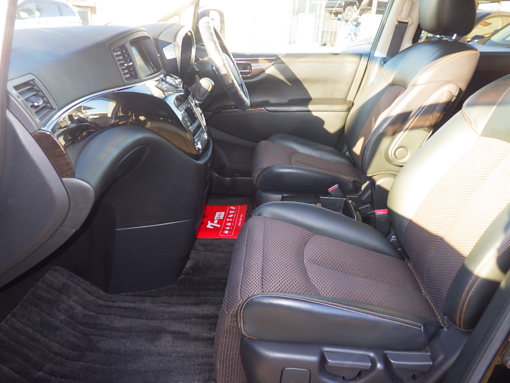 日産 エルグランドの画像6