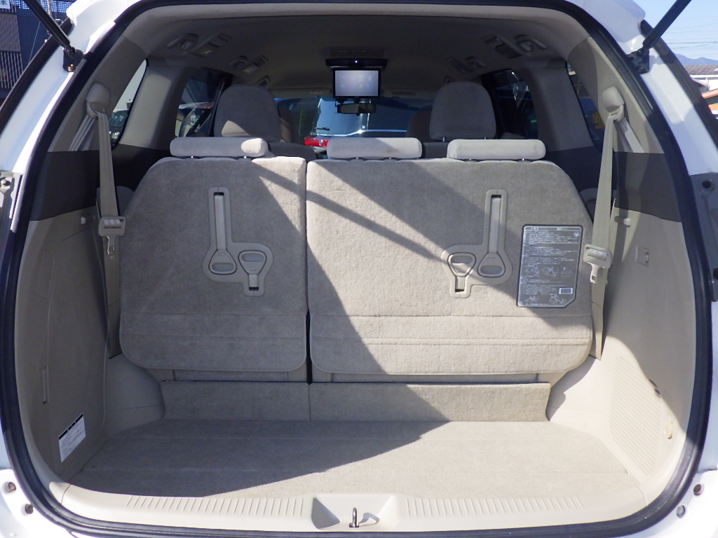 トヨタ エスティマの画像8