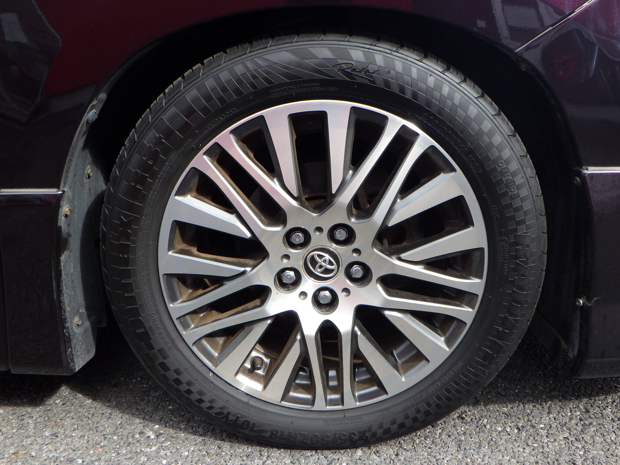 トヨタ ヴェルファイアの画像19