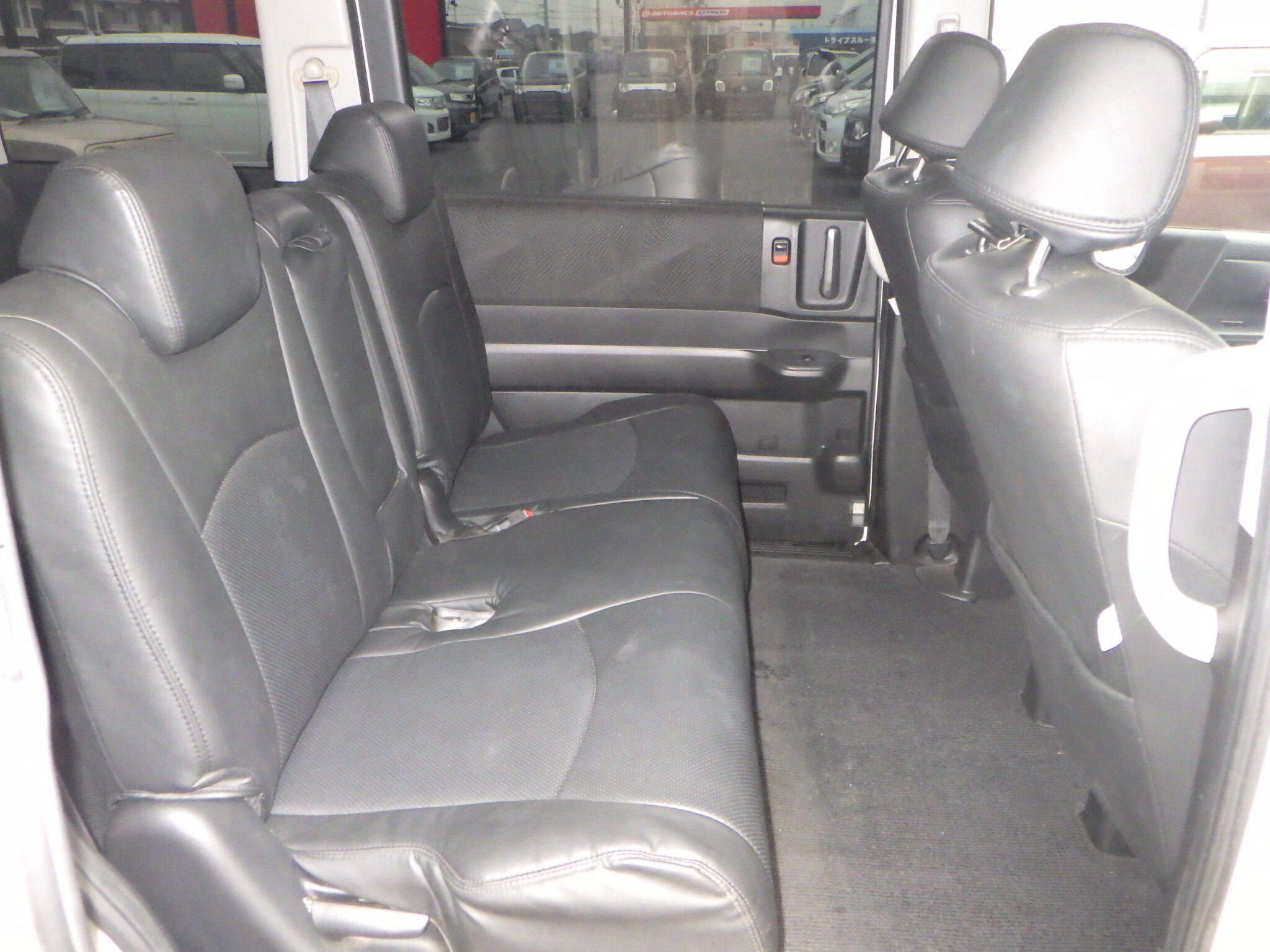 ホンダ ステップワゴンスパーダの画像10