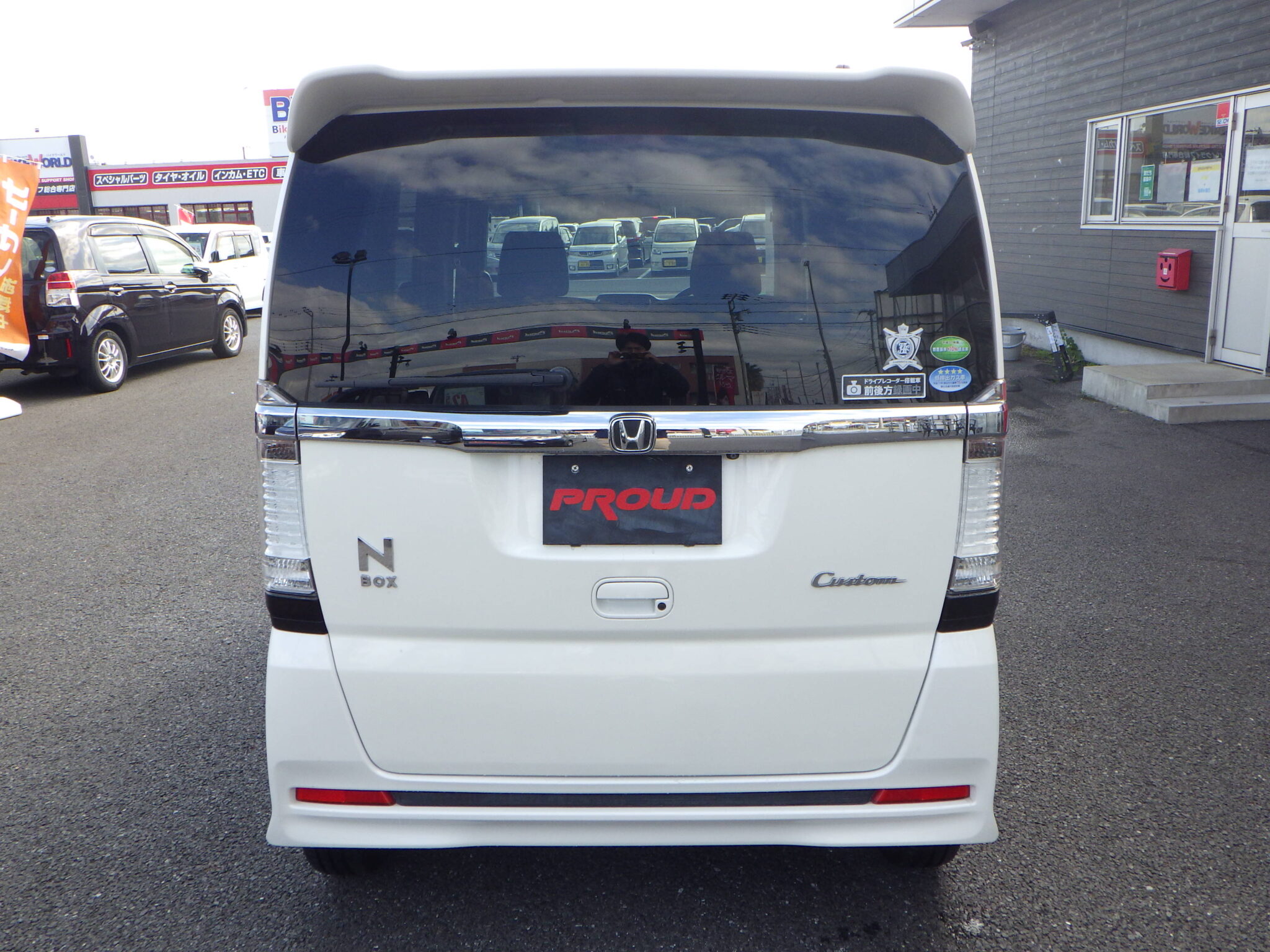 ホンダ N-BOXカスタムの画像6