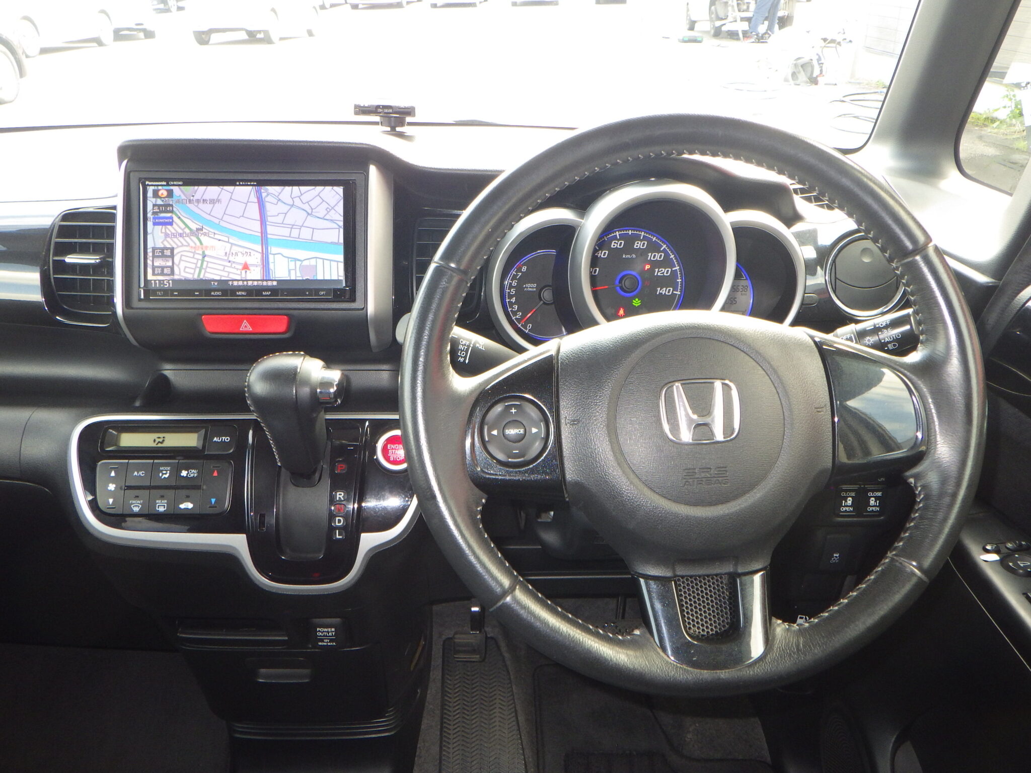 ホンダ N-BOXカスタムの画像13