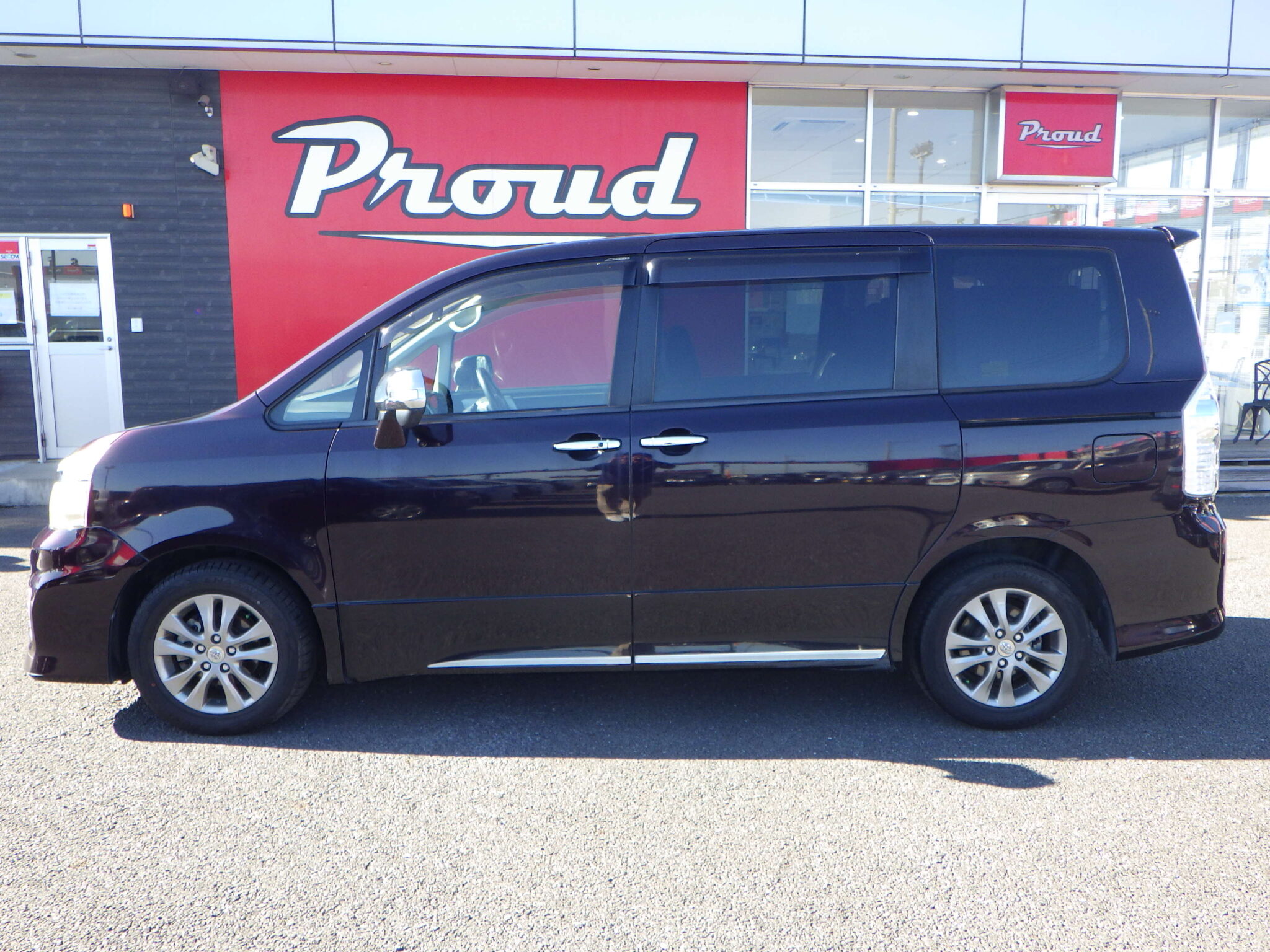 トヨタ ヴォクシーの画像8