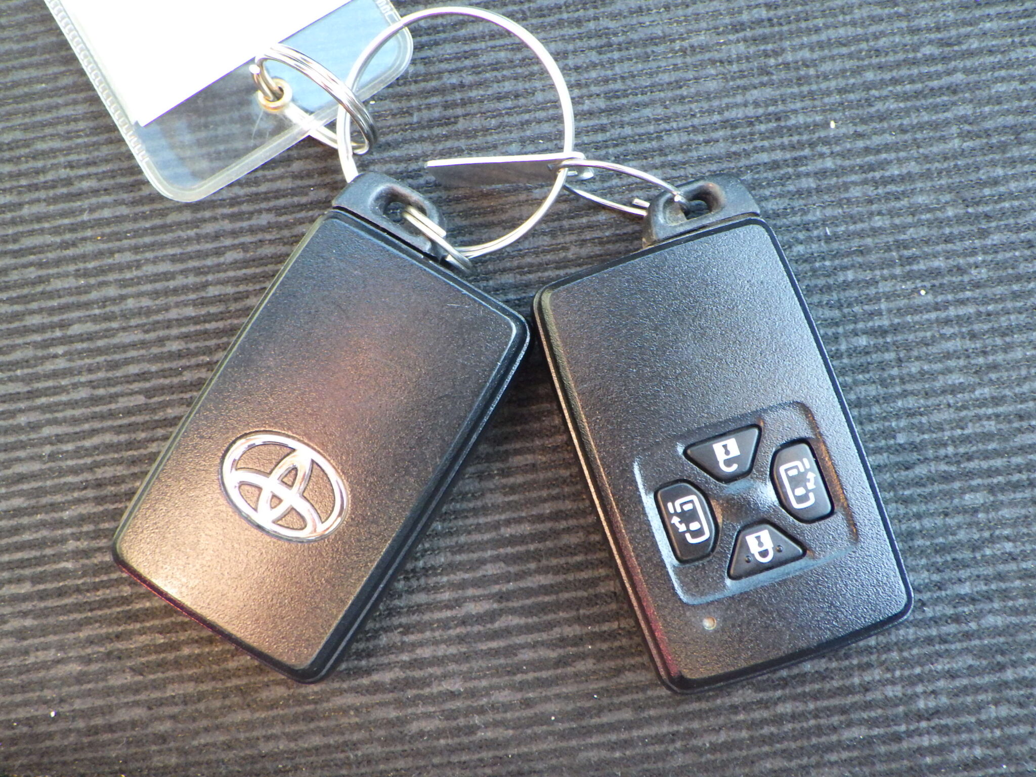 トヨタ ヴォクシーの画像17