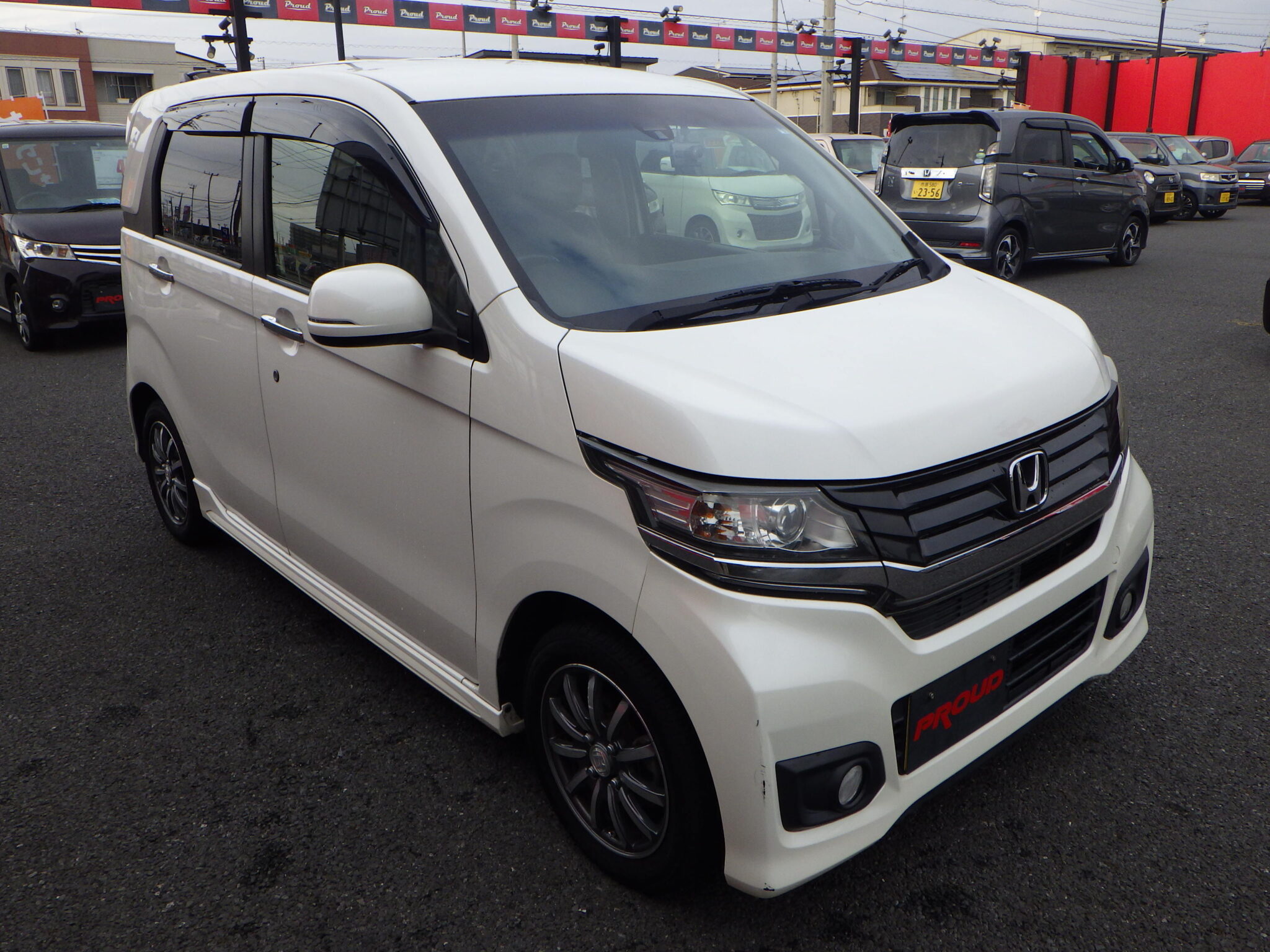 ホンダ N-WGNカスタムの画像3