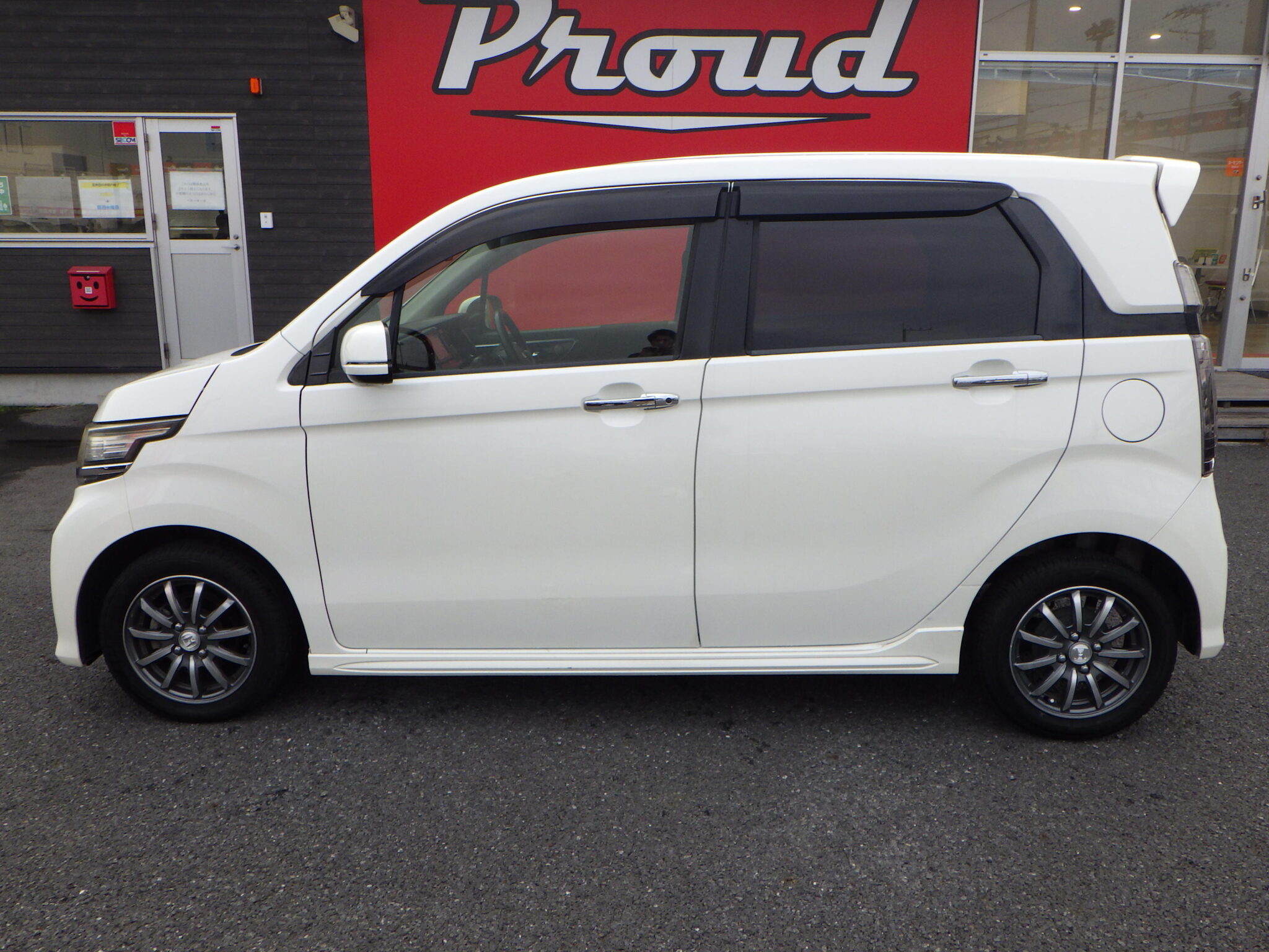 ホンダ N-WGNカスタムの画像8