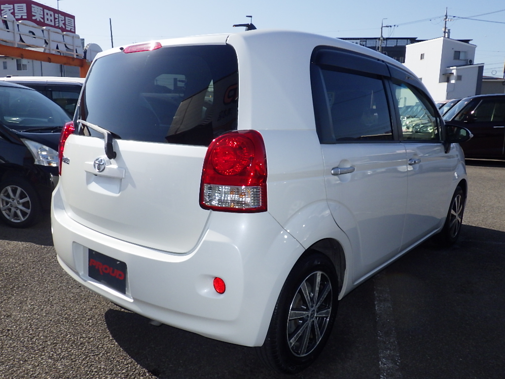 トヨタ ポルテの画像18