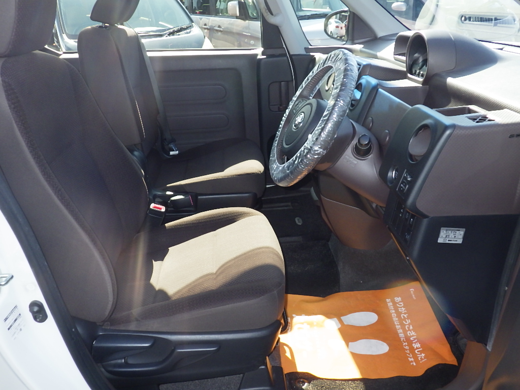 トヨタ ポルテの画像3