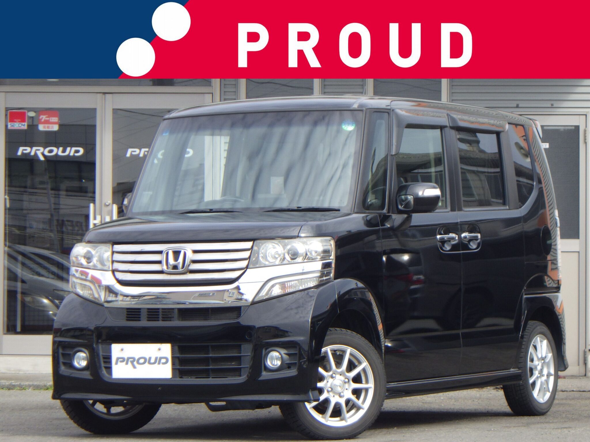 ホンダ N-BOXカスタムの画像1